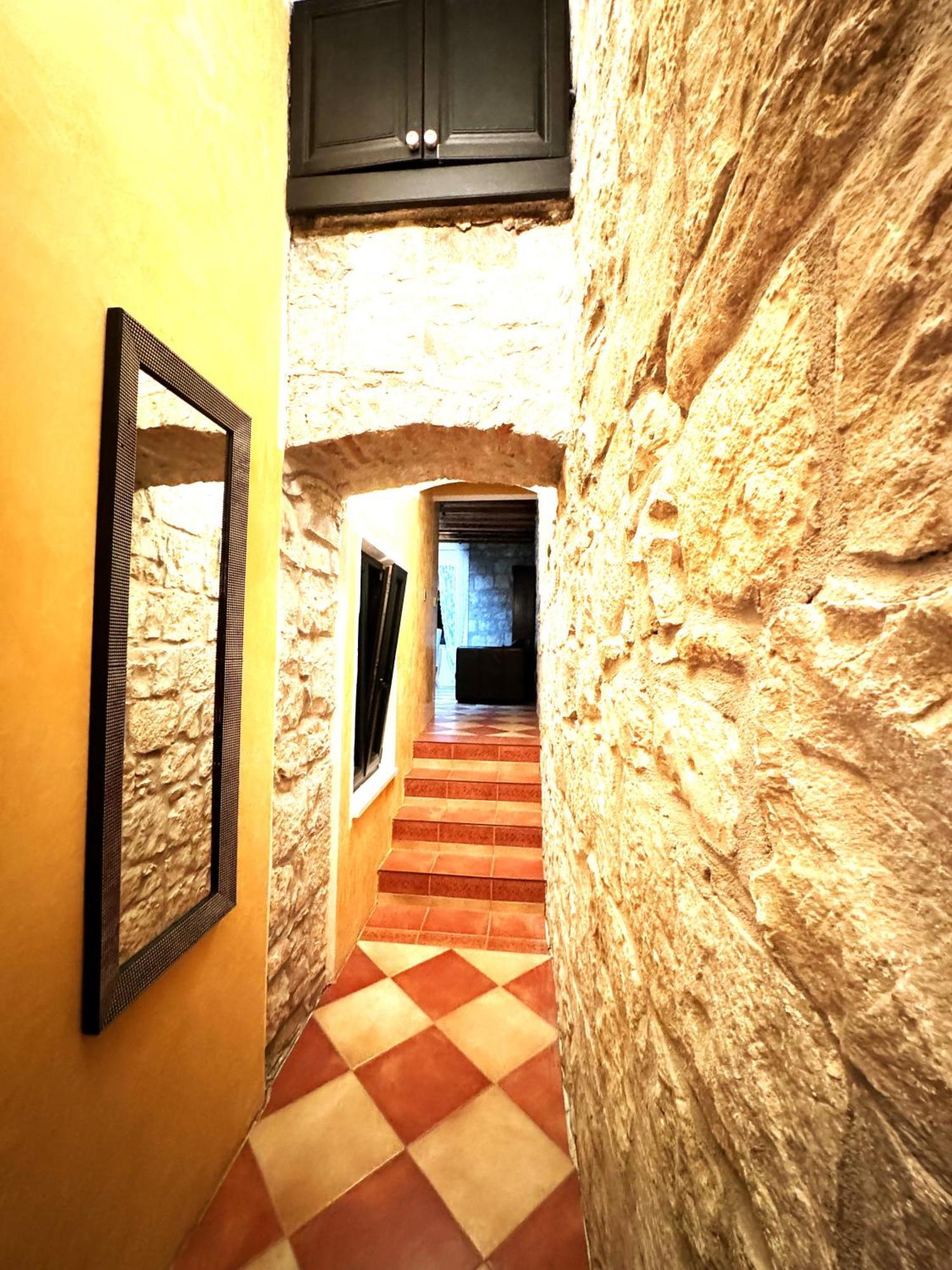 Villa Gabine คาชเตลา ภายนอก รูปภาพ